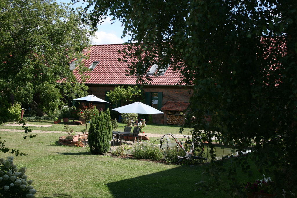 Pension Kunsthof Dahrenstedt Exterior foto